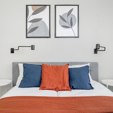 Miedziana Bright Apartment With Balcony And Parking Wroclaw By Noclegi Renters Exterior foto